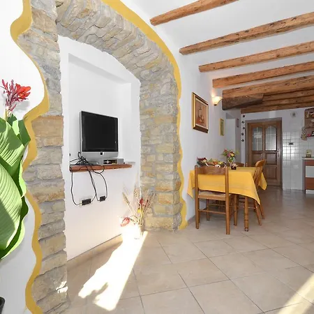 Bella Vista Apartments Motovun Habitación foto