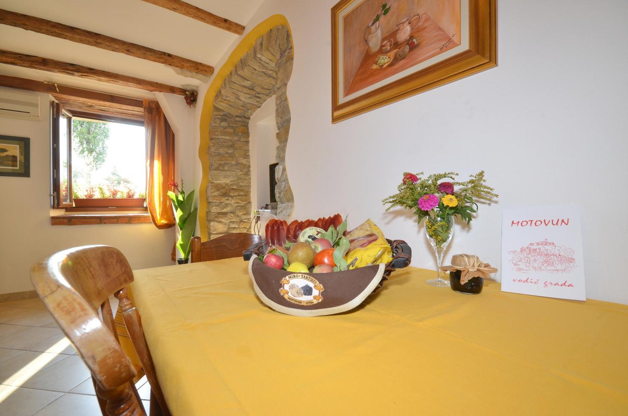 Apartment Bella Vista Motovun